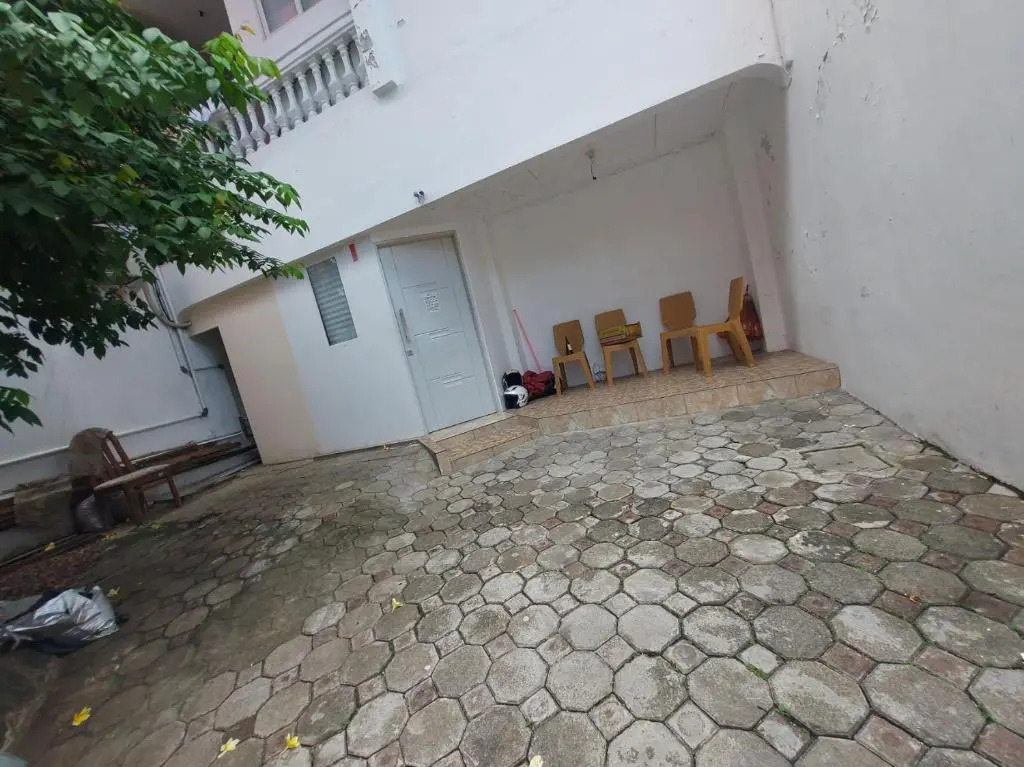 Eiffel Residence Cideng - Female Only