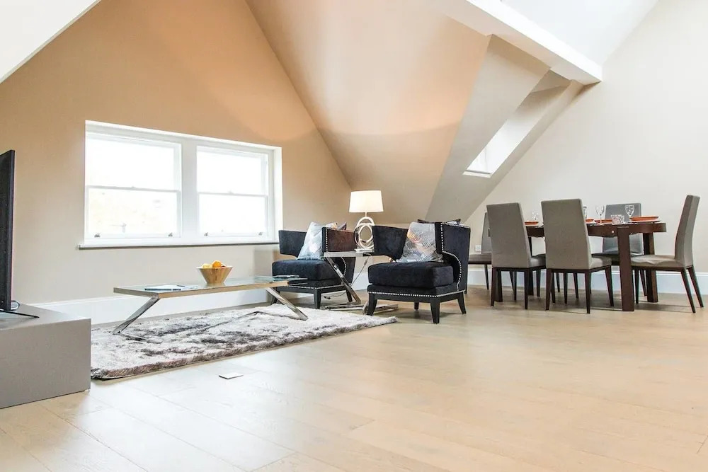 Rouge Estate Ealing