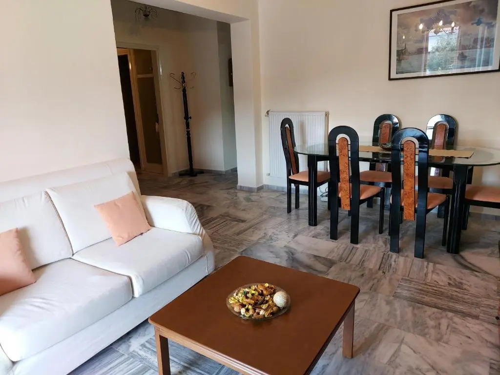 Fedra House