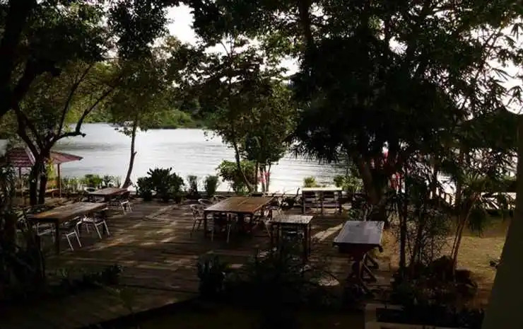 AYANA Komodo Waecicu Beach