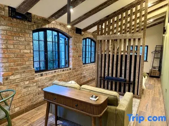 Unique Japandi Loft in Jewellery Quarter Bham