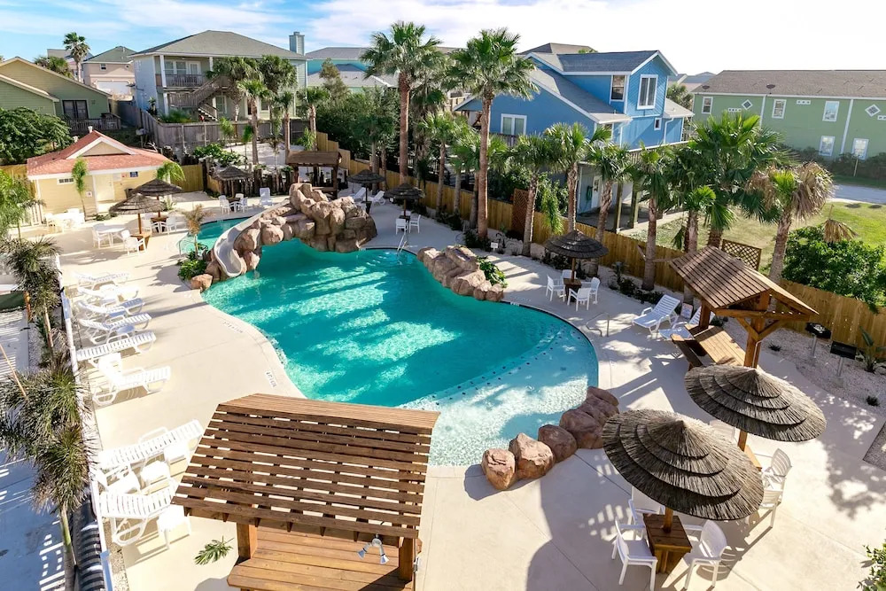 Endless Happy Hour 4Br Condo