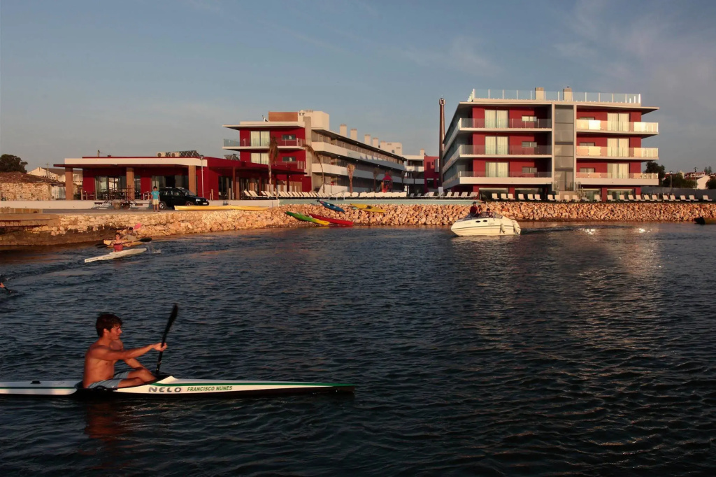 Agua Hotels Riverside