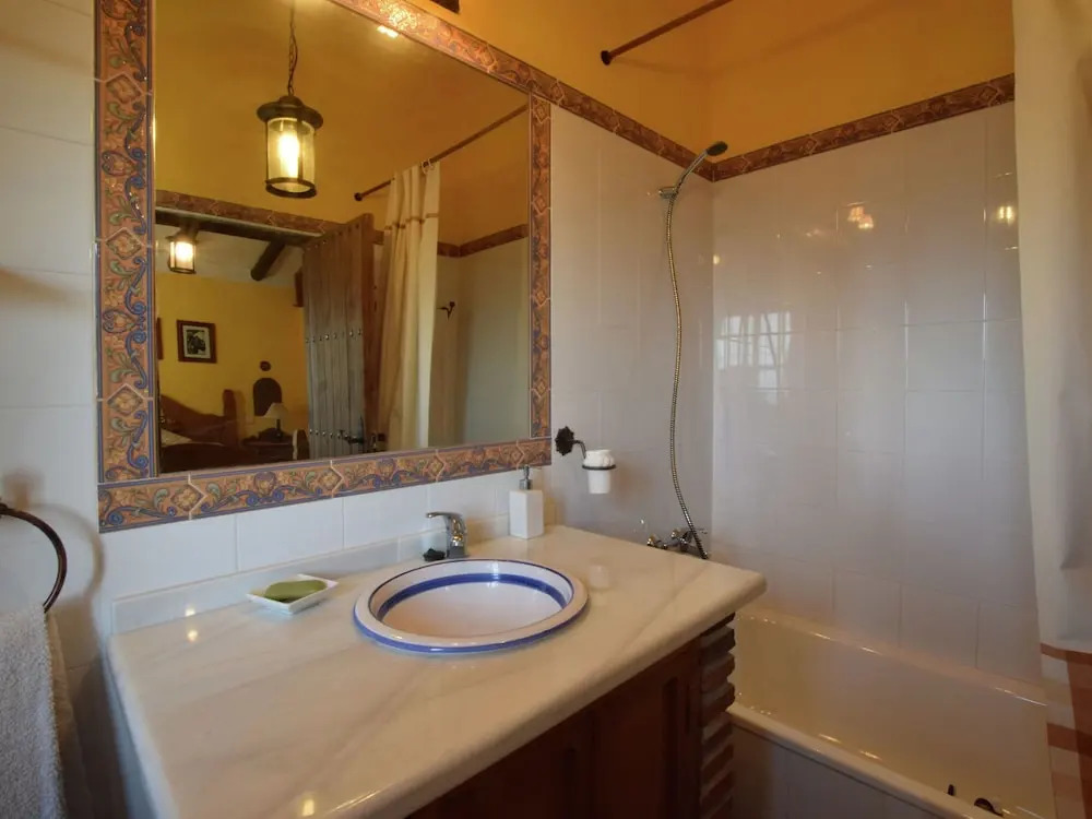Attractive Holiday Home in Canillas de Aceituno With Terrace