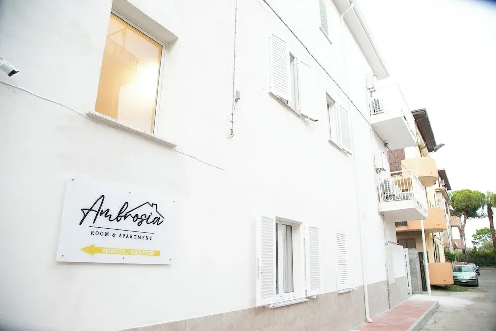 Ambrosia Room & Apartment