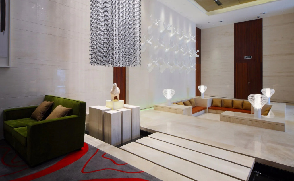 DW Hotel