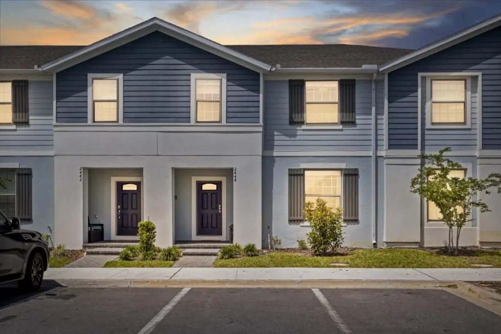 5 Bd 45 Ba Windsor At Westside 2444 Ds