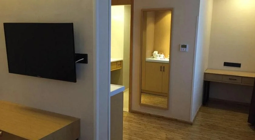 Starway Hotel (Suzhou Luzhi Ancient Town)