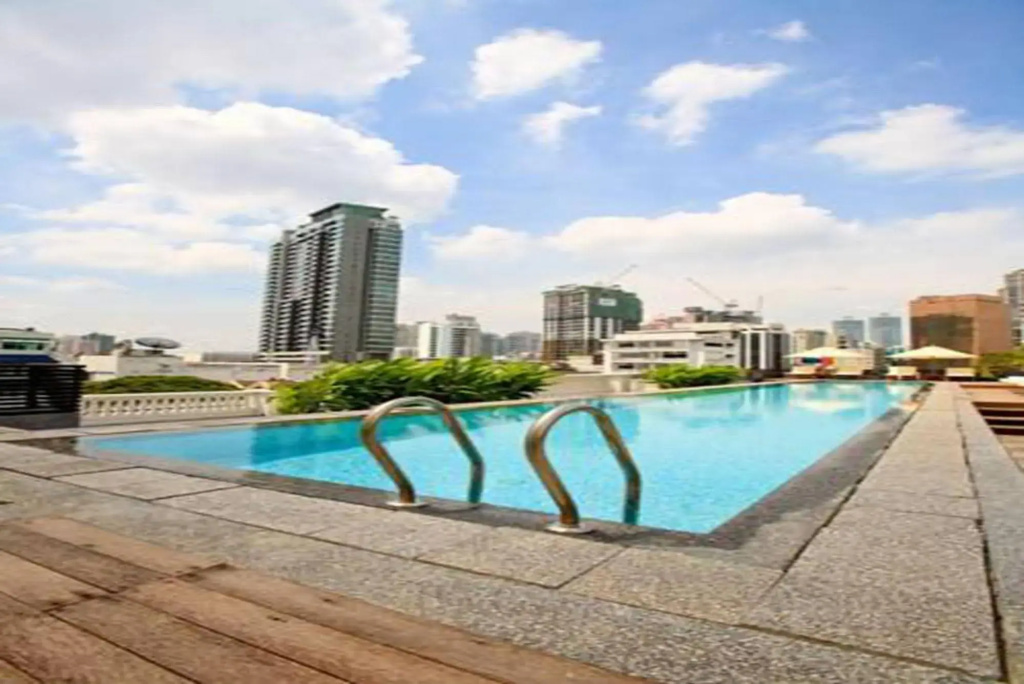 Cabochon Hotel & Residence