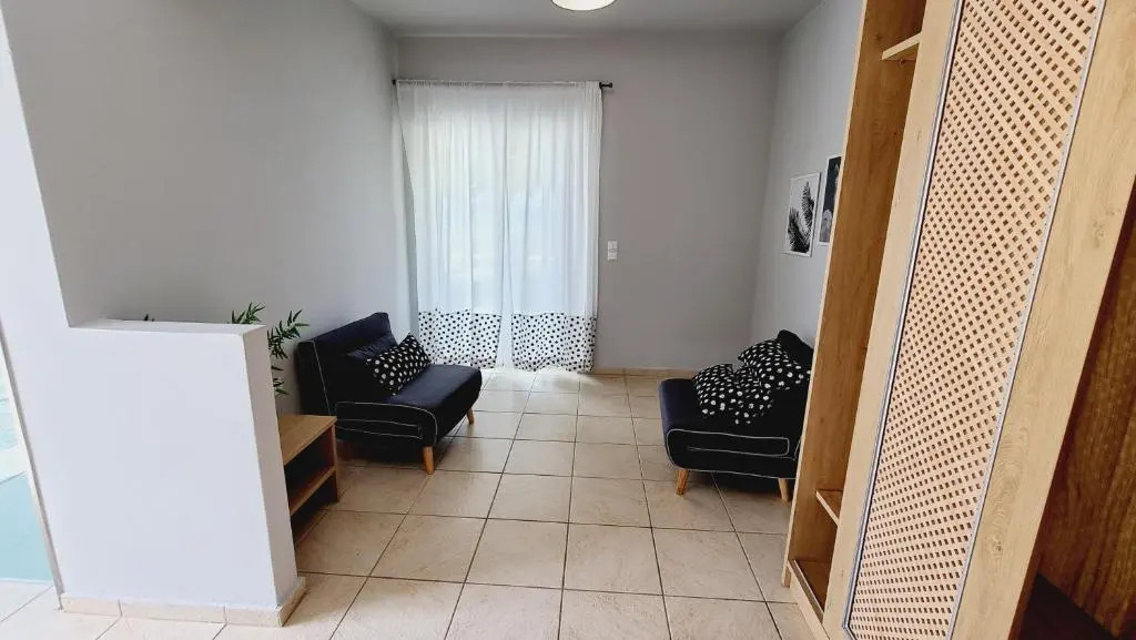 Chloe Apartments
