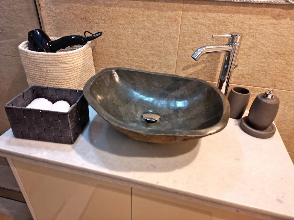 Gems Suites
