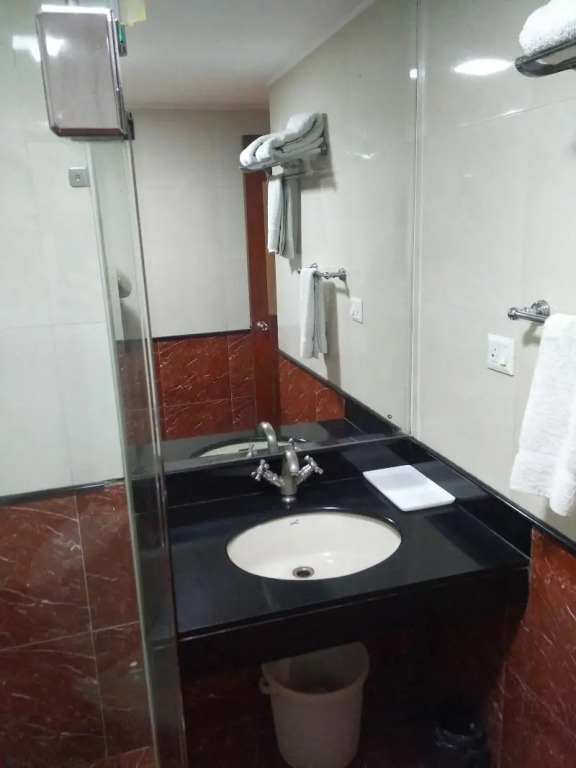 Divine Inn Hotel