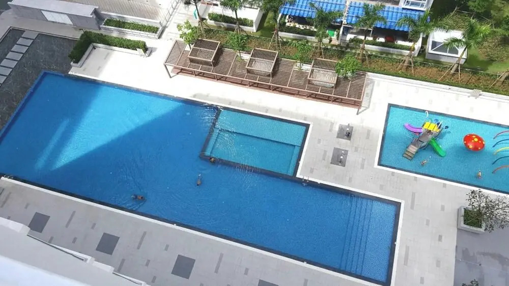 Henry Apt Expo Secc Goft SWPool F11th