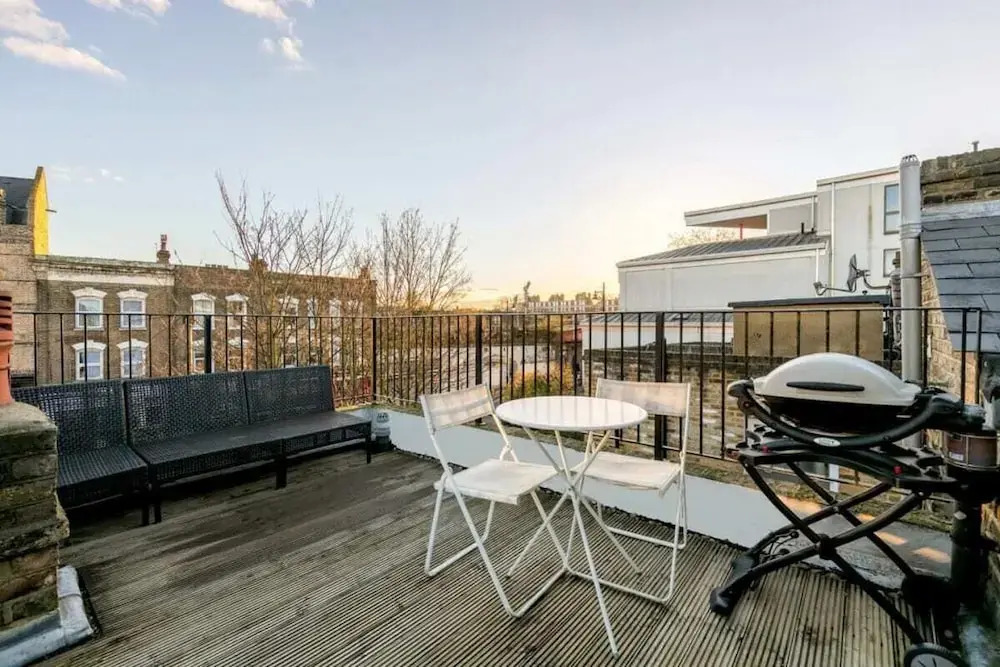 Bright &modern 2bed Apt,w/terrace nr Brixton