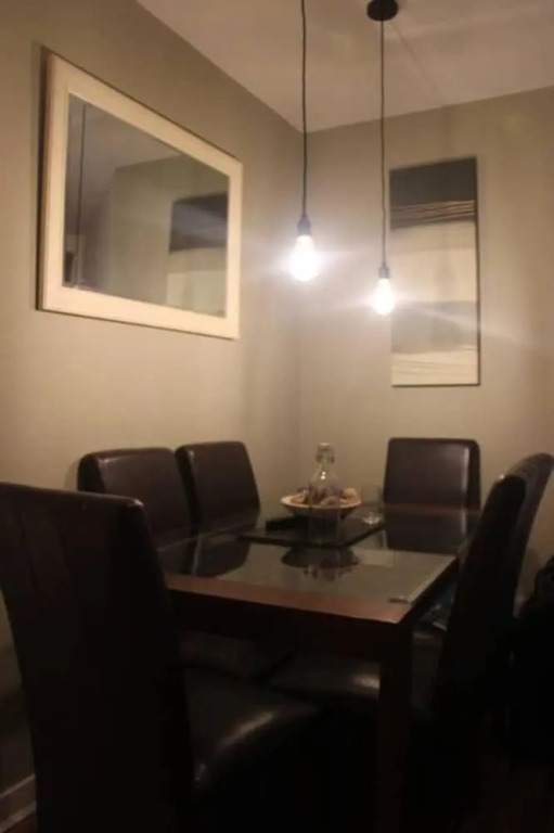 Stylish 2 Bedroom Smithfield Flat With Balcony