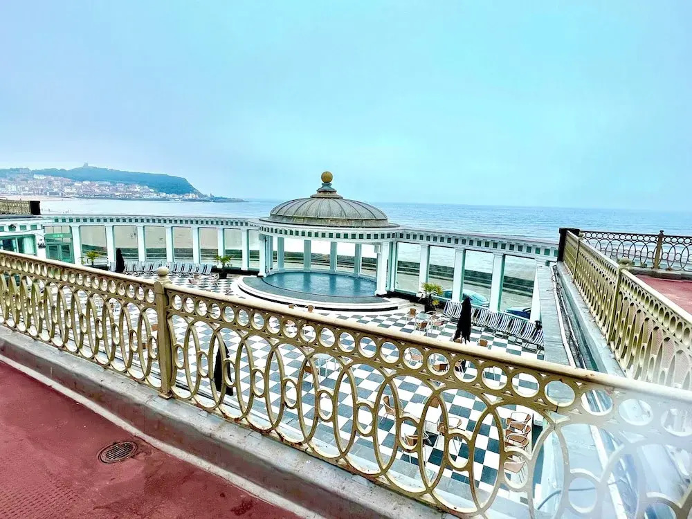 3 Minutes Walk to the Beach