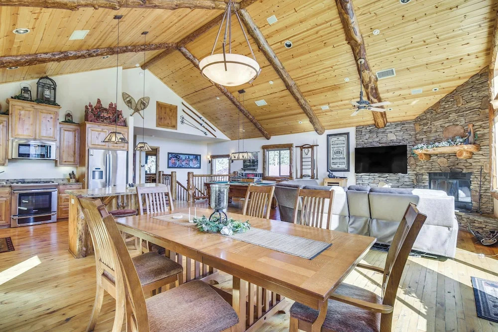 4 Mi to Snow Summit: Cabin w/ Mtn Views & Decks
