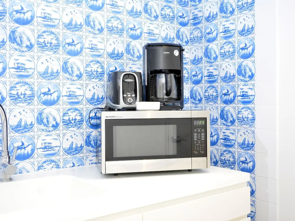 Miami World Rental - Mondrian 1026