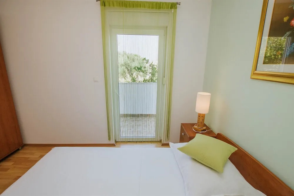 Spacious apt With big Patio,terrace&great sea View
