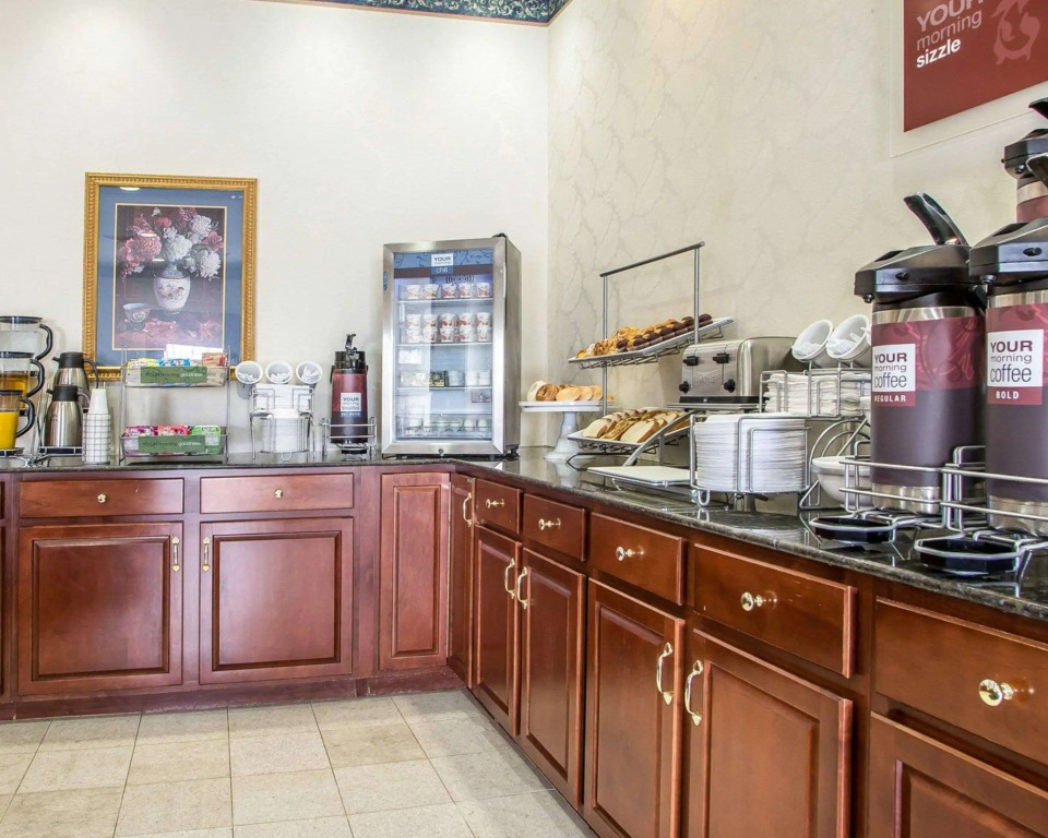 Comfort Suites - Jefferson City