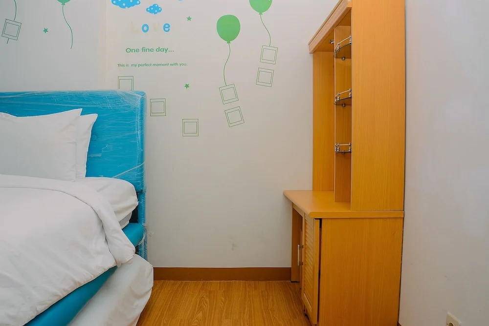 Comfort 1BR with Study Room Menteng Square Apartment