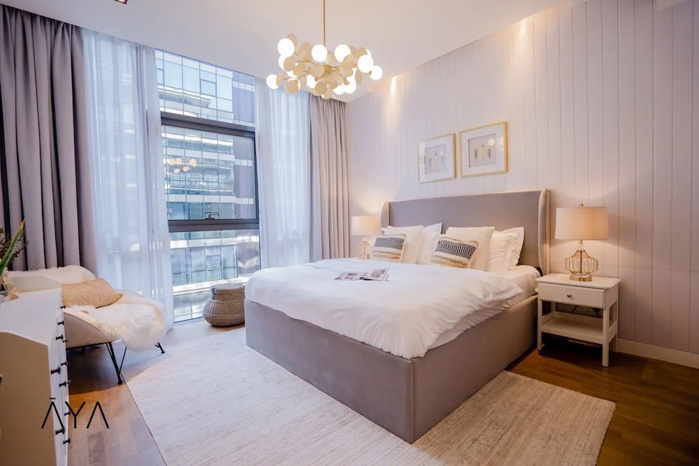 Aya - Impeccable 1BR Apartment with Balcony in City Walk