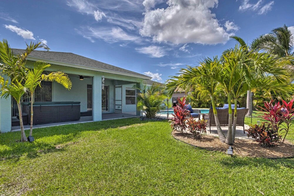 Port St Lucie Home w/ Hot Tub: 5 Mi to PGA Club!