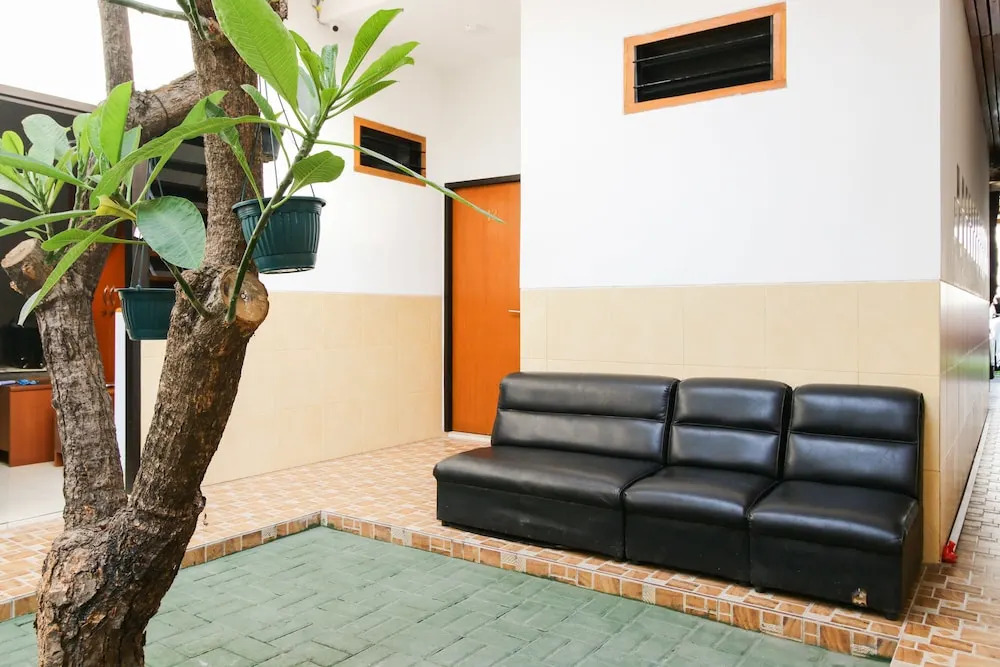 Airy Eco Syariah Darmo Kanwa 4 Surabaya