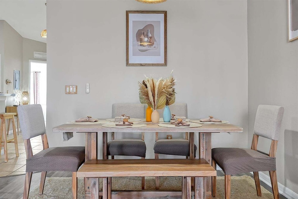 2722 Club Cortile Unit B 3bed