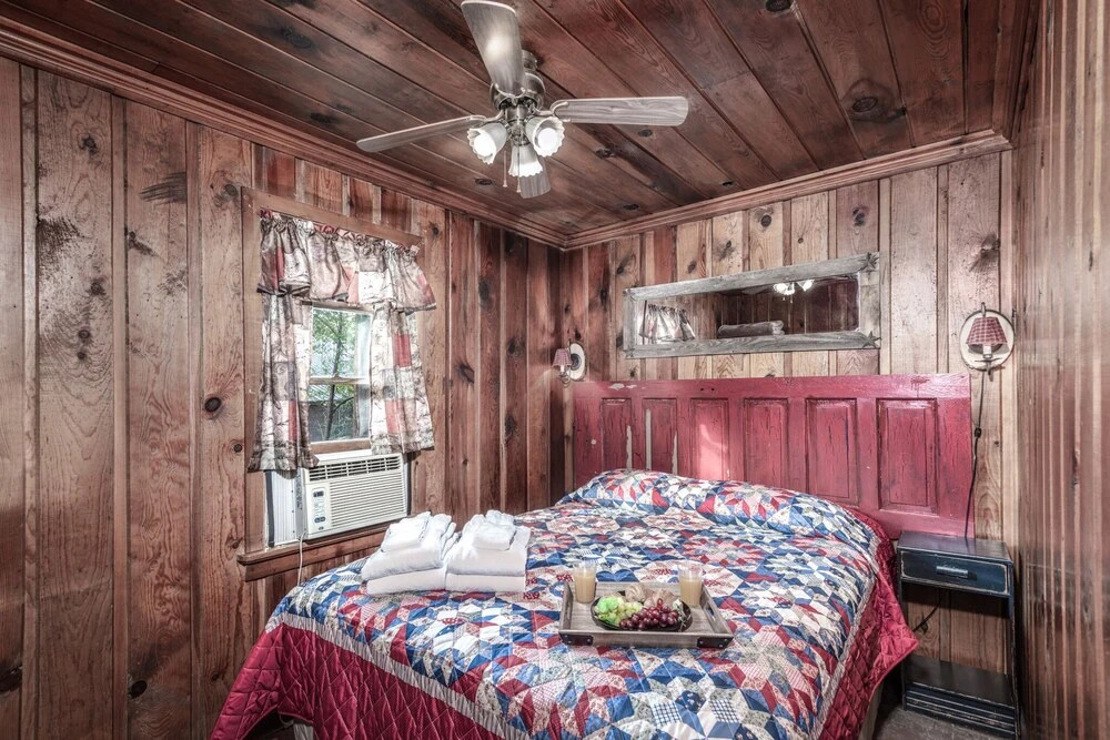 412apvillage12avncb - Cozy Cabin