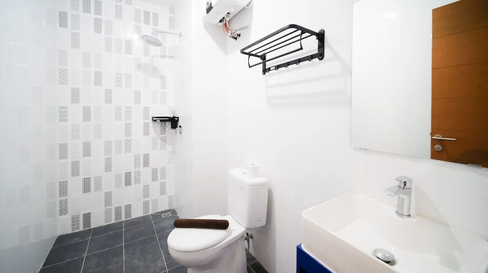 Best Choice And Spacious 1Br Apartment At Aryaduta Residence Surabaya