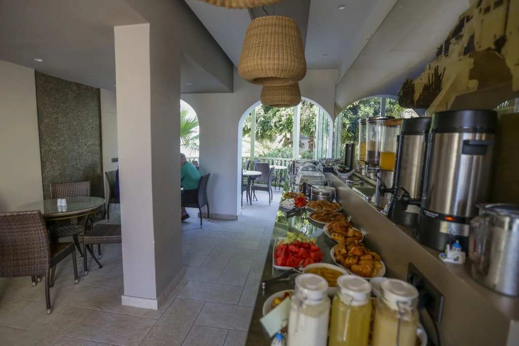 Anassa Deluxe Suites