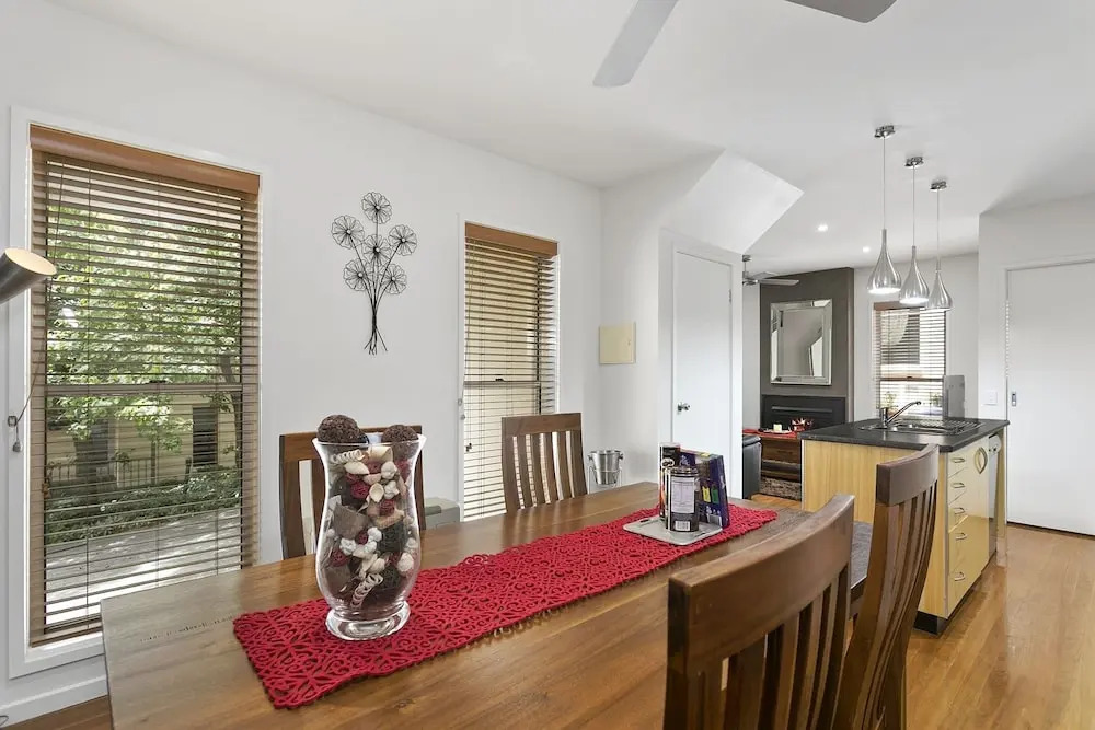 Villa Sorelle in the heart of Daylesford