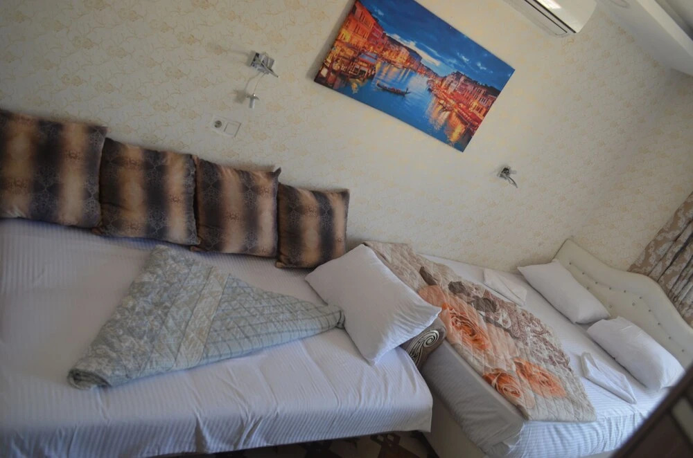 Lord Sophia Hotel