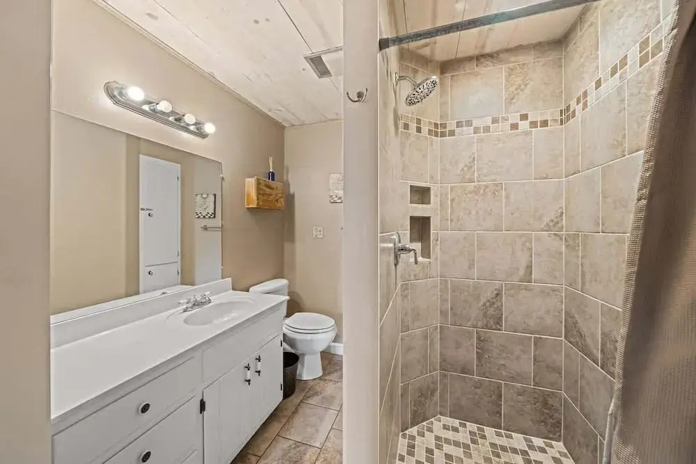 Suite Elliana W/hot Tub & Outdoor Fireplace!