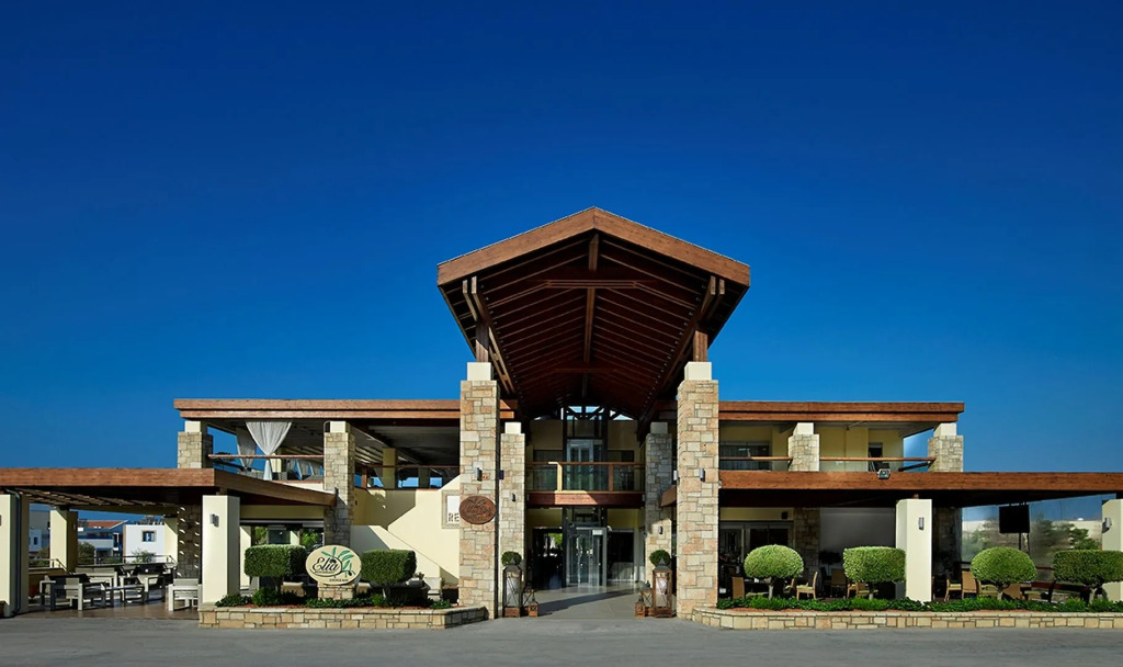 Island Blue Hotel