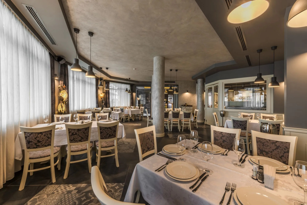 All Seasons Residence Design Hotel