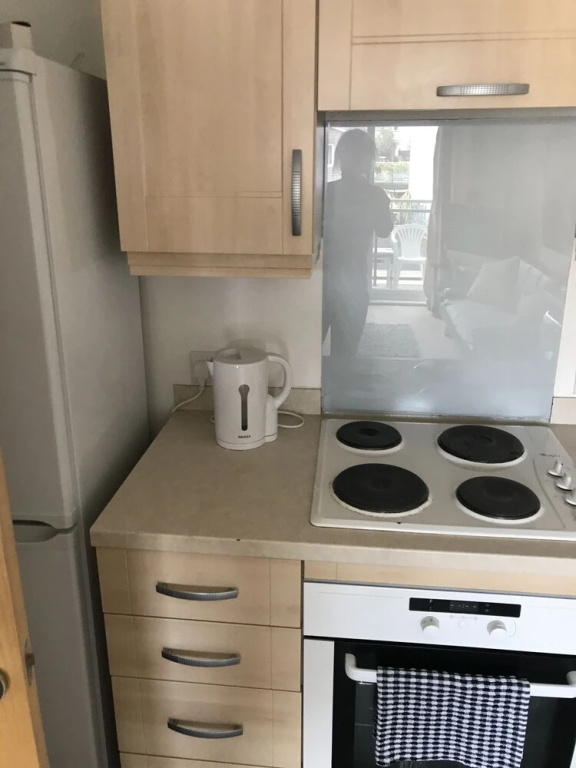 Remarkable 1-bed Apartment in Swansea Near Liberty