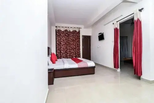 Hotel Diamond Inn By OYO Rooms