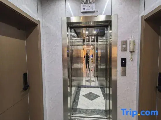 Jiuzhi Loyalty Business Hotel