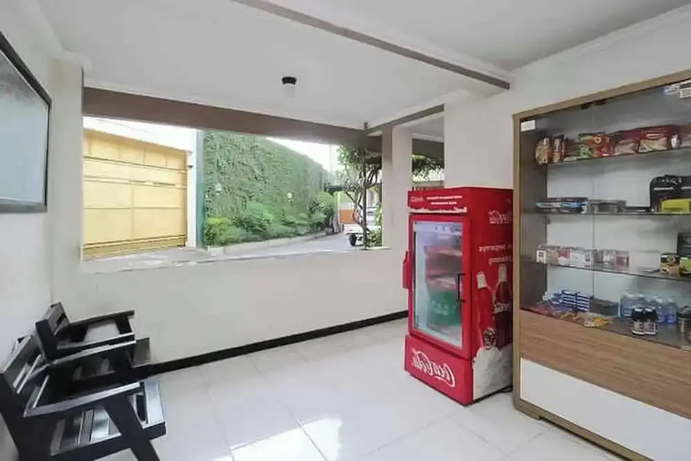Hotel Lestari Near Lippo Plaza Mall Jember