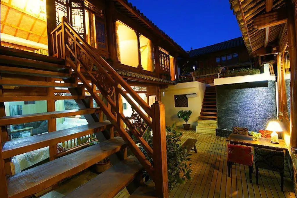Ivys Family Inn