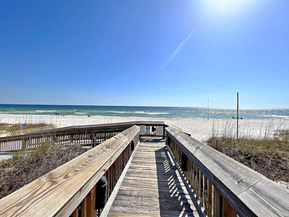Tradewinds 406 By Redawning