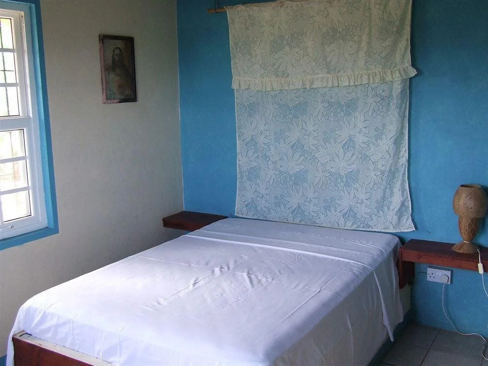Dominica's Sea View Apartment
