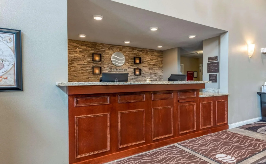 AmeriVu Inn and Suites - Chisago City