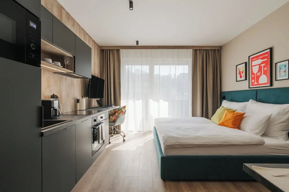 Avenue Apartments