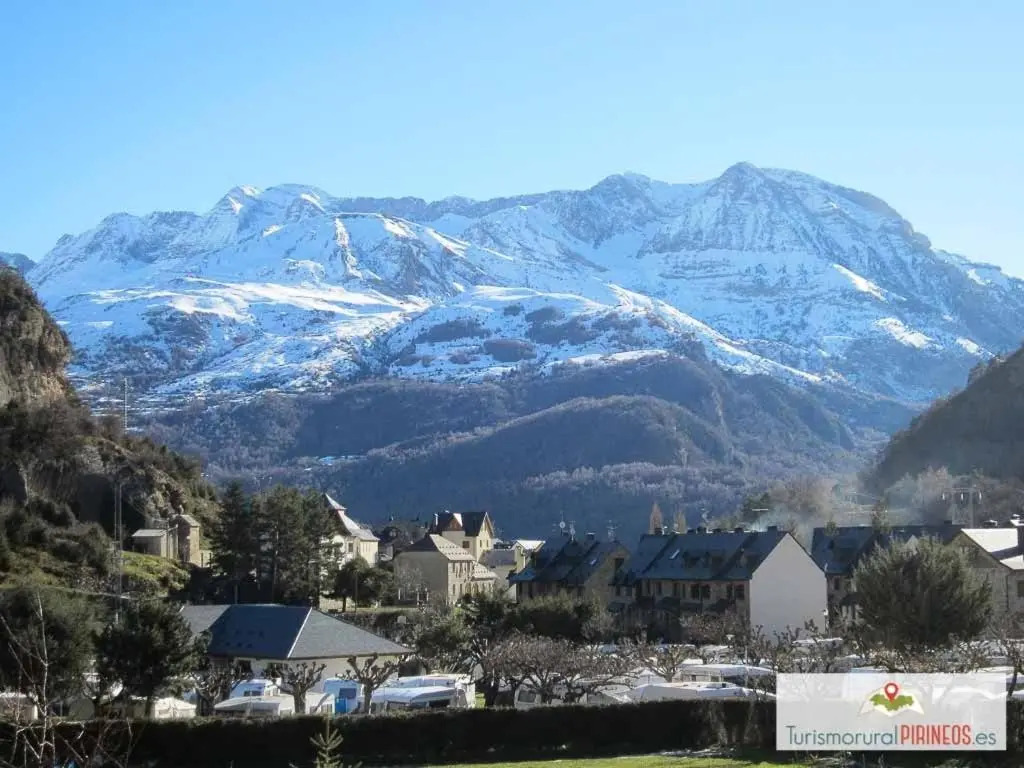 Ctra. de Francia 4