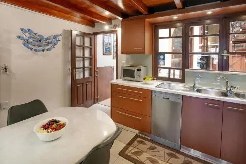 Casa Alba Seaview House
