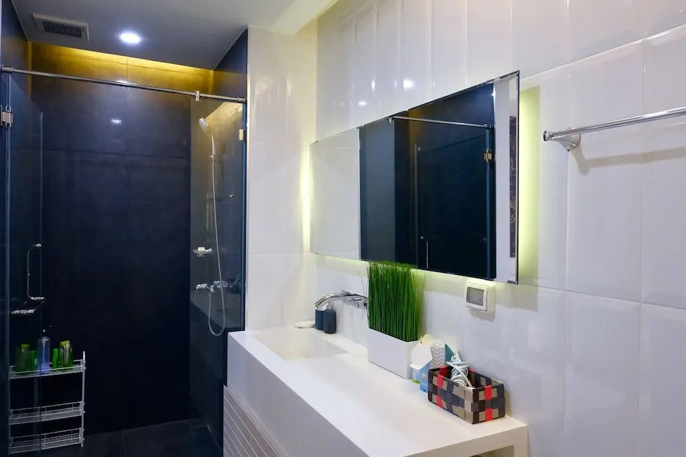 New Condo Nimman Area Close To Maya Mall, Pool