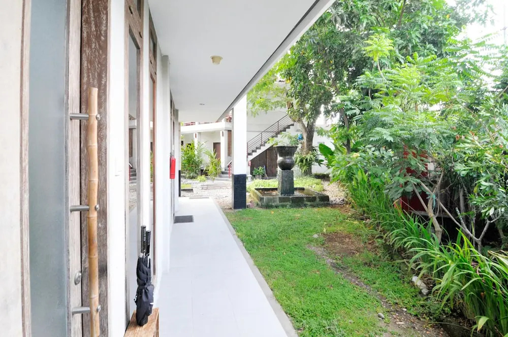Airy Kuta Nyangnyang Sari 7 Bali